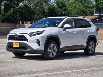 2022 Toyota RAV4 XLE FWD