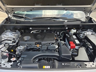 2025 Toyota RAV4 XLE FWD