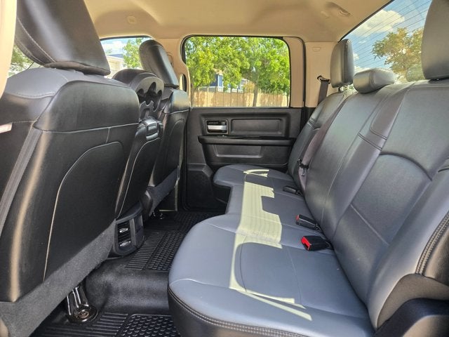 2019 RAM 3500 Tradesman 4x4 Crew Cab 8' Box