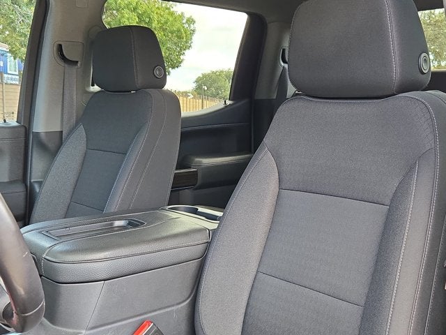 2021 Chevrolet Silverado 1500 2WD Crew Cab 147" RST