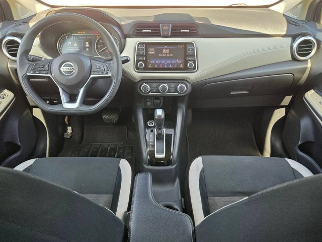 2020 Nissan Versa SV CVT