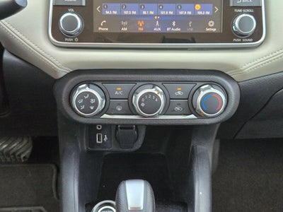 2020 Nissan Versa SV CVT
