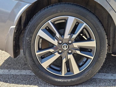2020 Nissan Versa SV CVT