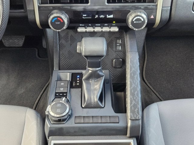 2025 Toyota Tacoma 4WD SR5 Double Cab 5' Bed AT