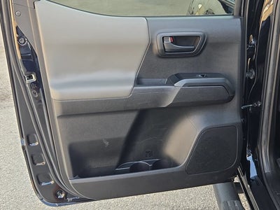 2023 Toyota Tacoma 4WD SR Double Cab 5' Bed V6 AT