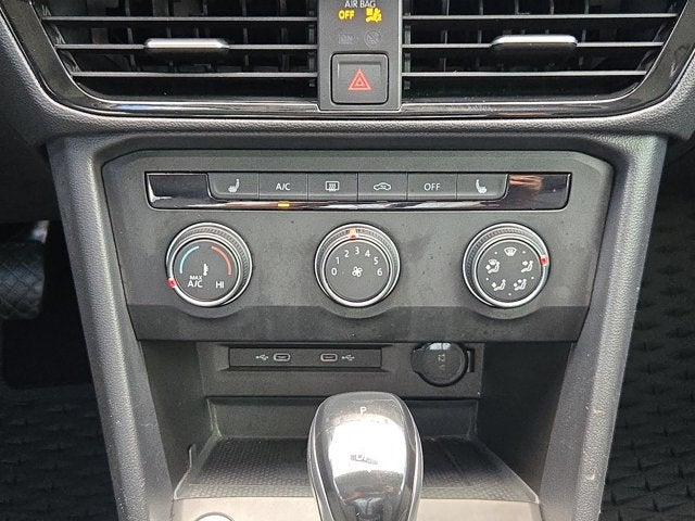 2022 Volkswagen Taos Base