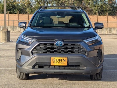 2022 Toyota RAV4 Hybrid XLE