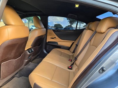 2020 Lexus ES ES 300h FWD