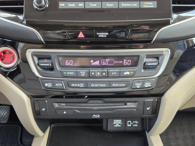 2020 Honda Pilot Touring 8-Passenger AWD