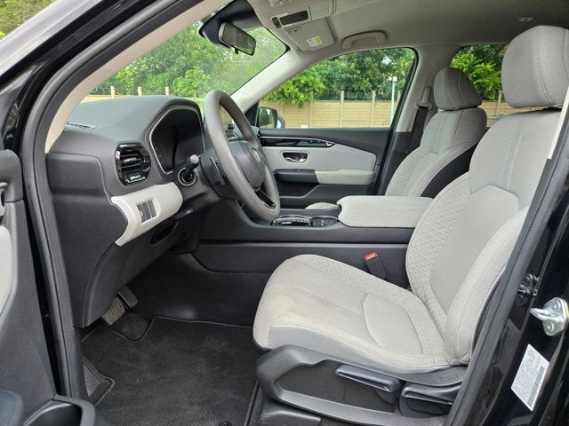 2023 Honda Pilot LX 2WD