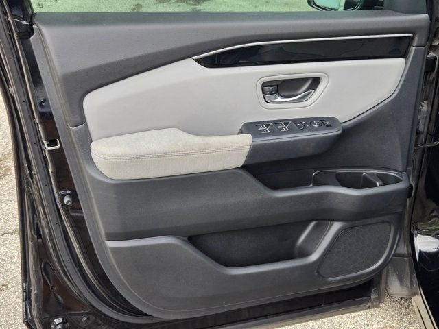 2023 Honda Pilot LX 2WD