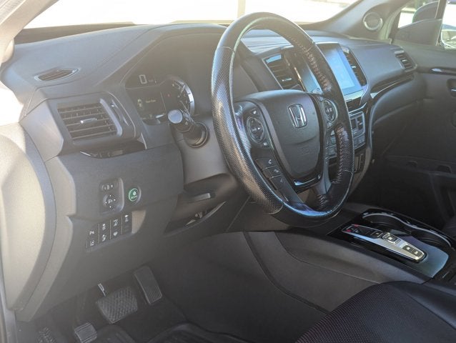 2022 Honda Ridgeline Black Edition