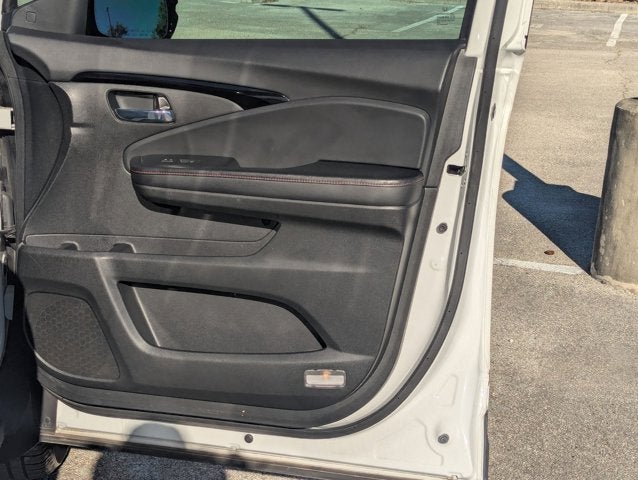 2022 Honda Ridgeline Black Edition