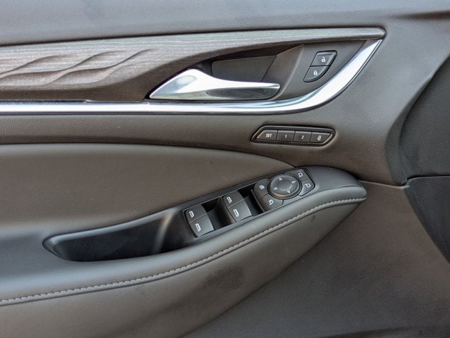 2024 Buick Enclave Avenir