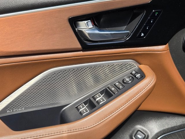 2023 Acura MDX FWD with Technology Package