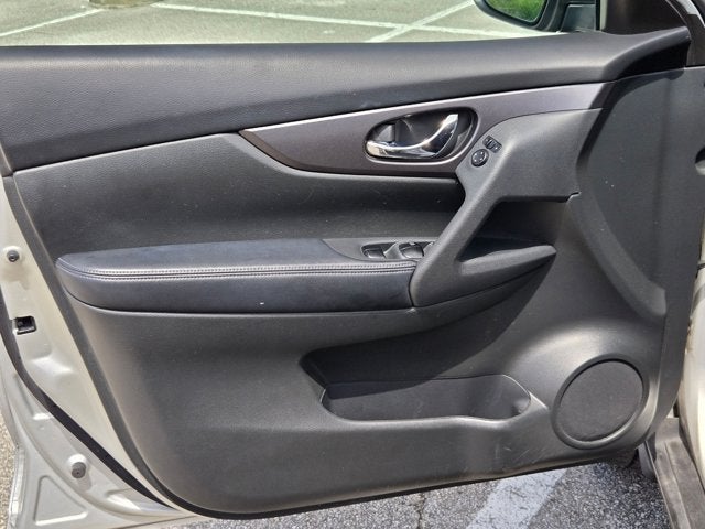 2016 Nissan Rogue FWD 4dr S