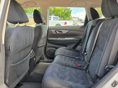 2016 Nissan Rogue FWD 4dr S