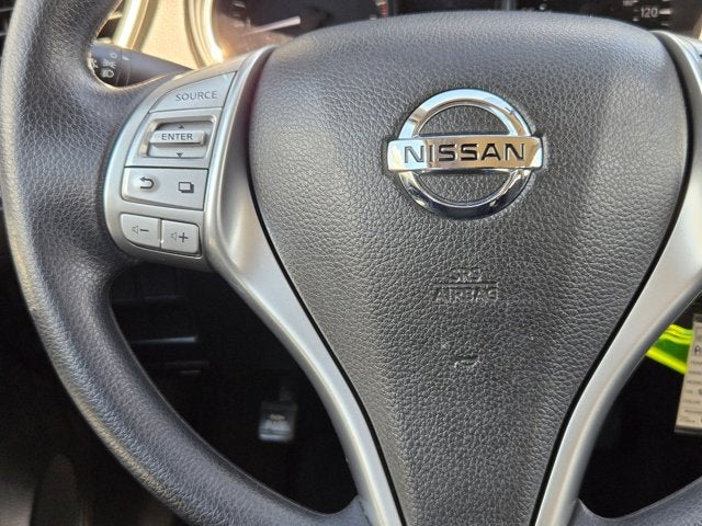 2016 Nissan Rogue FWD 4dr S