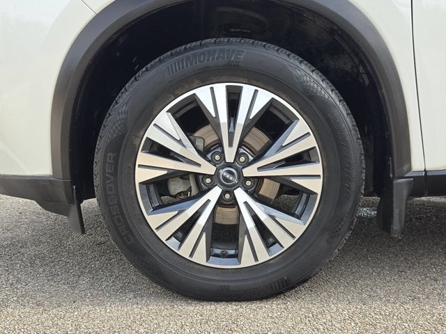 2022 Nissan Rogue FWD SV