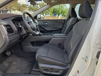2022 Nissan Rogue FWD SV