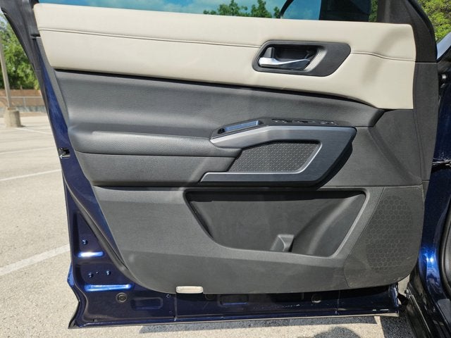 2022 Nissan Pathfinder SL 2WD