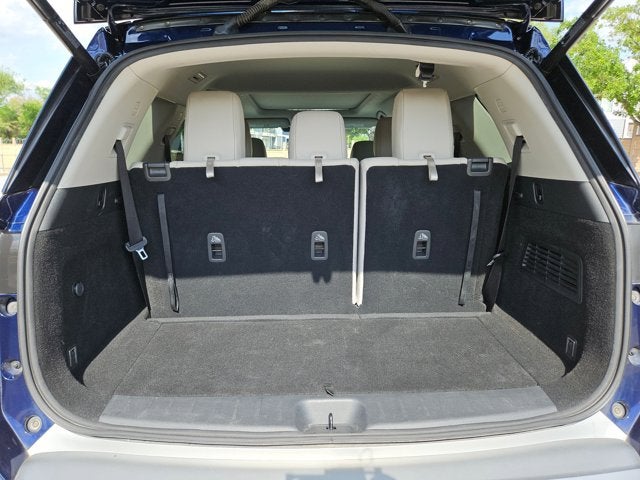 2022 Nissan Pathfinder SL 2WD