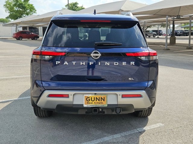 2022 Nissan Pathfinder SL 2WD