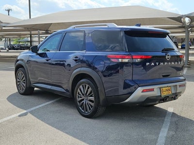 2022 Nissan Pathfinder SL 2WD
