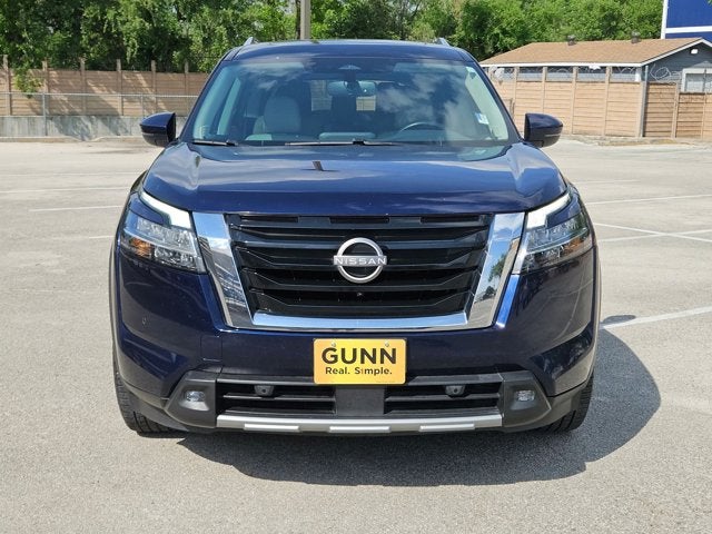 2022 Nissan Pathfinder SL 2WD
