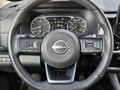2025 Nissan Pathfinder SL 4WD