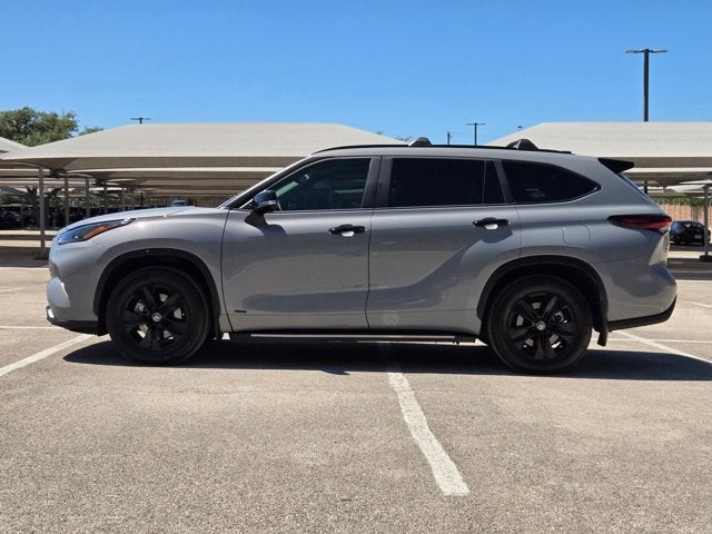 2025 Toyota Highlander Base