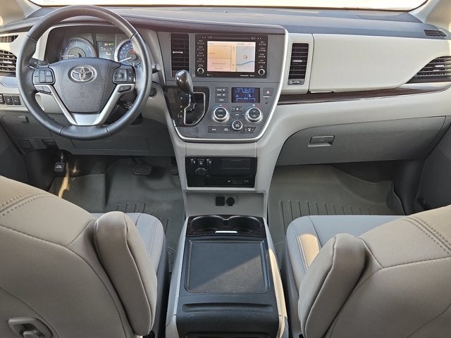 2020 Toyota Sienna Base