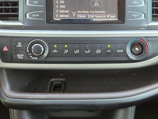 2019 Toyota Highlander LE I4 FWD