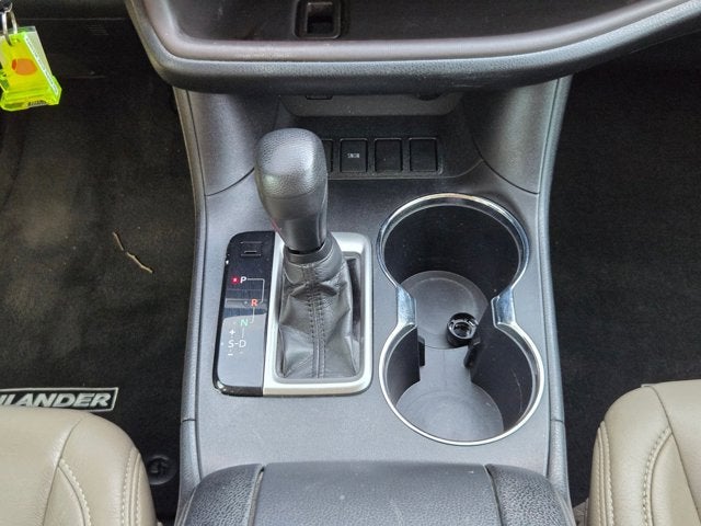 2019 Toyota Highlander LE I4 FWD