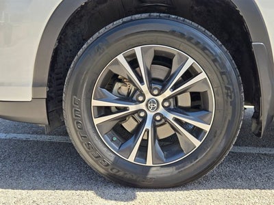 2019 Toyota Highlander LE I4 FWD