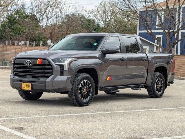 2025 Toyota Tundra 4WD SR5