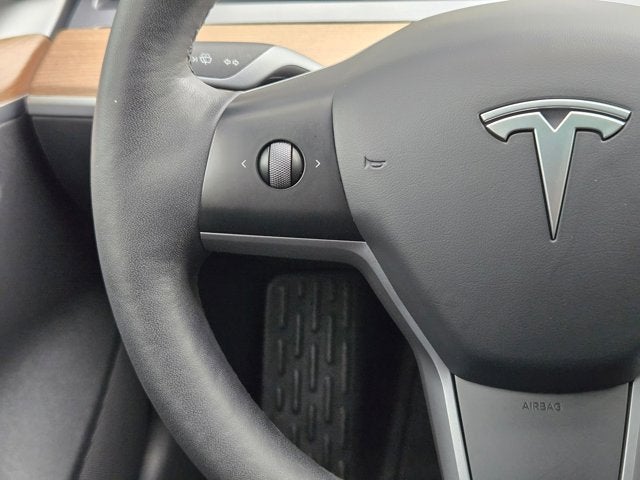 2023 Tesla Model 3 RWD