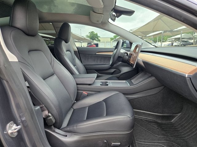 2023 Tesla Model 3 RWD