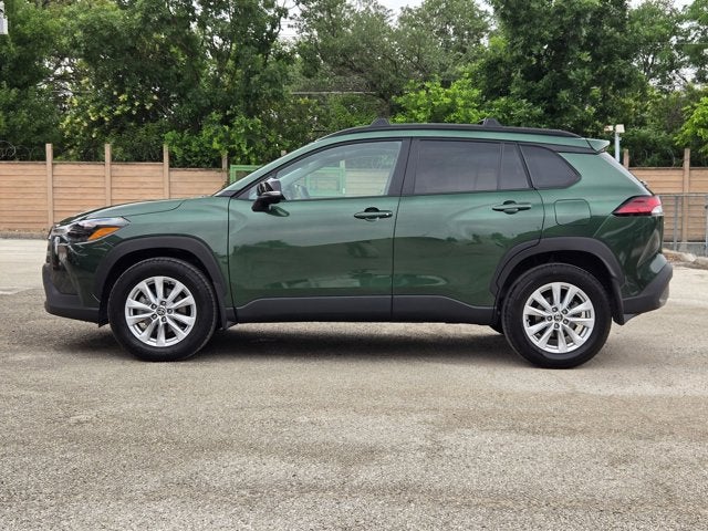 2026 Toyota Corolla Cross LE 2WD