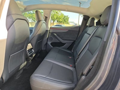 2026 Tesla Model Y Base