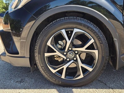 2018 Toyota C-HR XLE Premium FWD