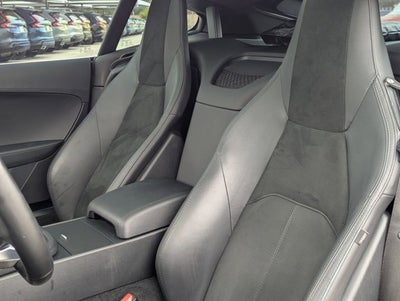 2019 Jaguar F-TYPE P300