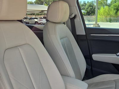 2022 Audi Q3 Premium 40 TFSI quattro