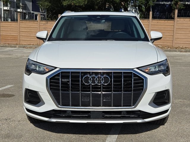 2022 Audi Q3 Premium 40 TFSI quattro