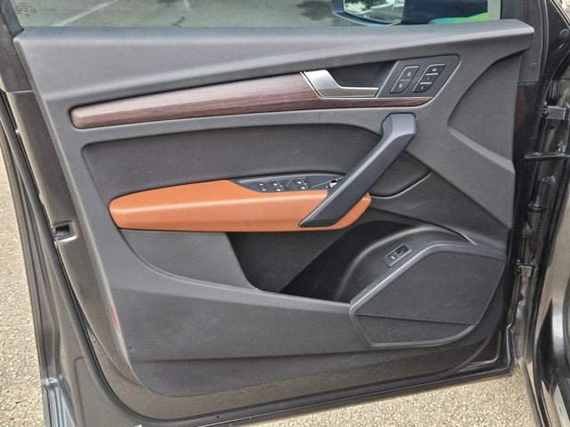 2022 Audi Q5 S line Premium 45 TFSI quattro