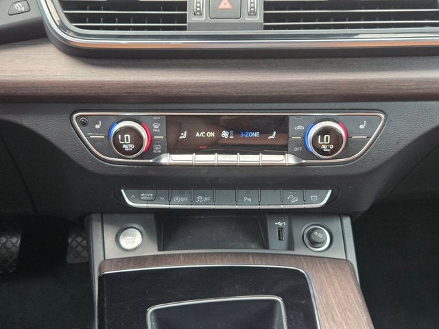 2022 Audi Q5 S line Premium 45 TFSI quattro