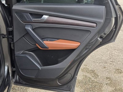 2022 Audi Q5 S line Premium 45 TFSI quattro
