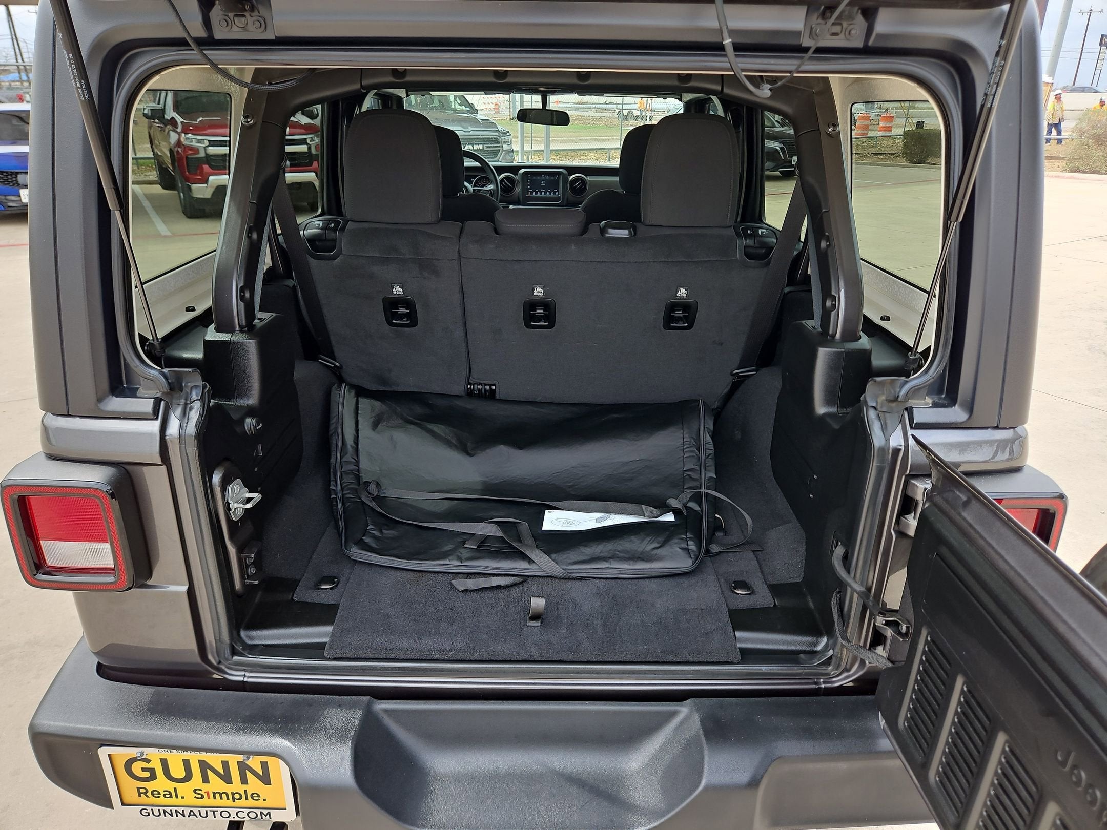 2021 Jeep WRANGLER SPORT