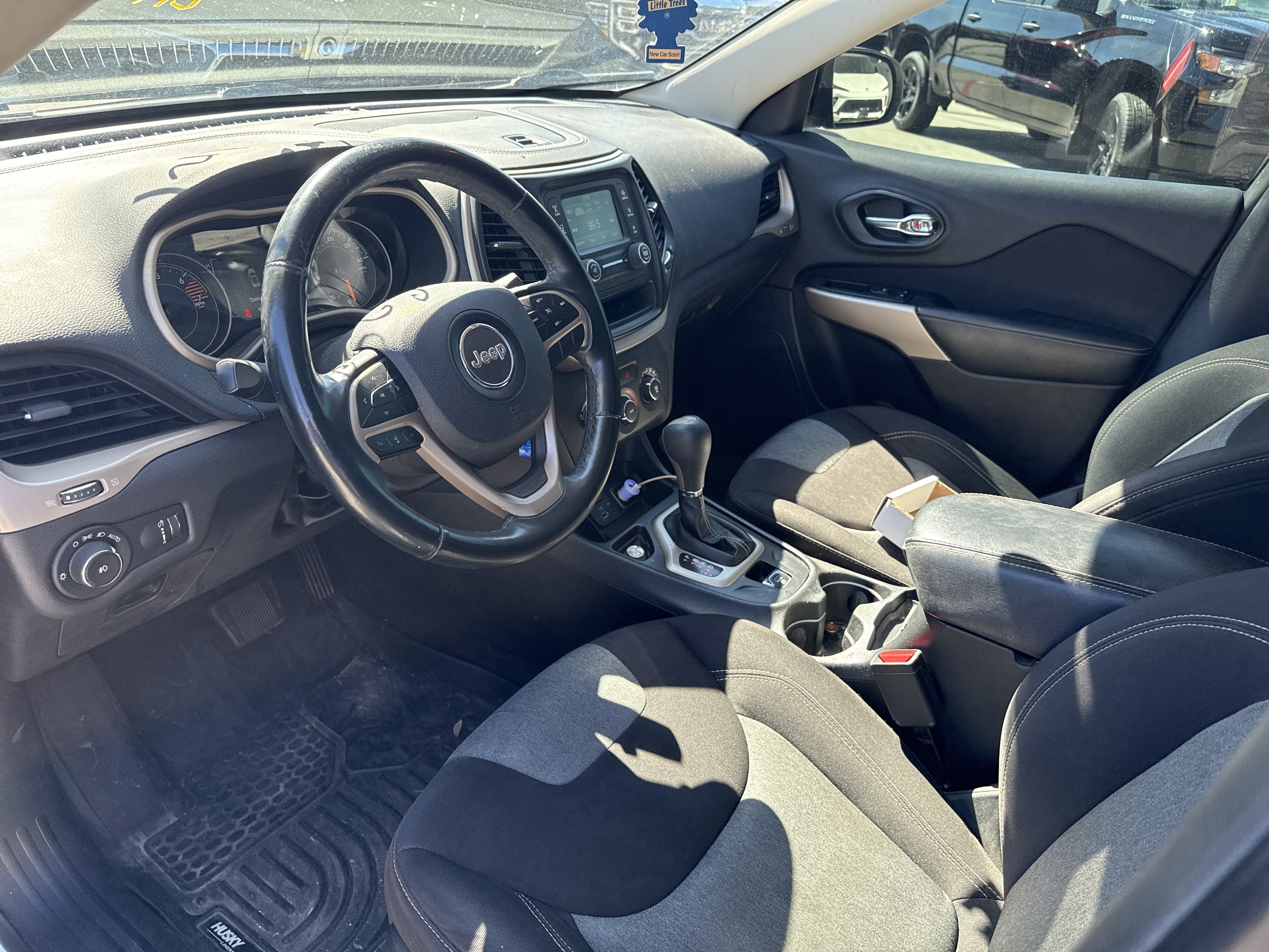 2018 Jeep CHEROKEE LATITUDE