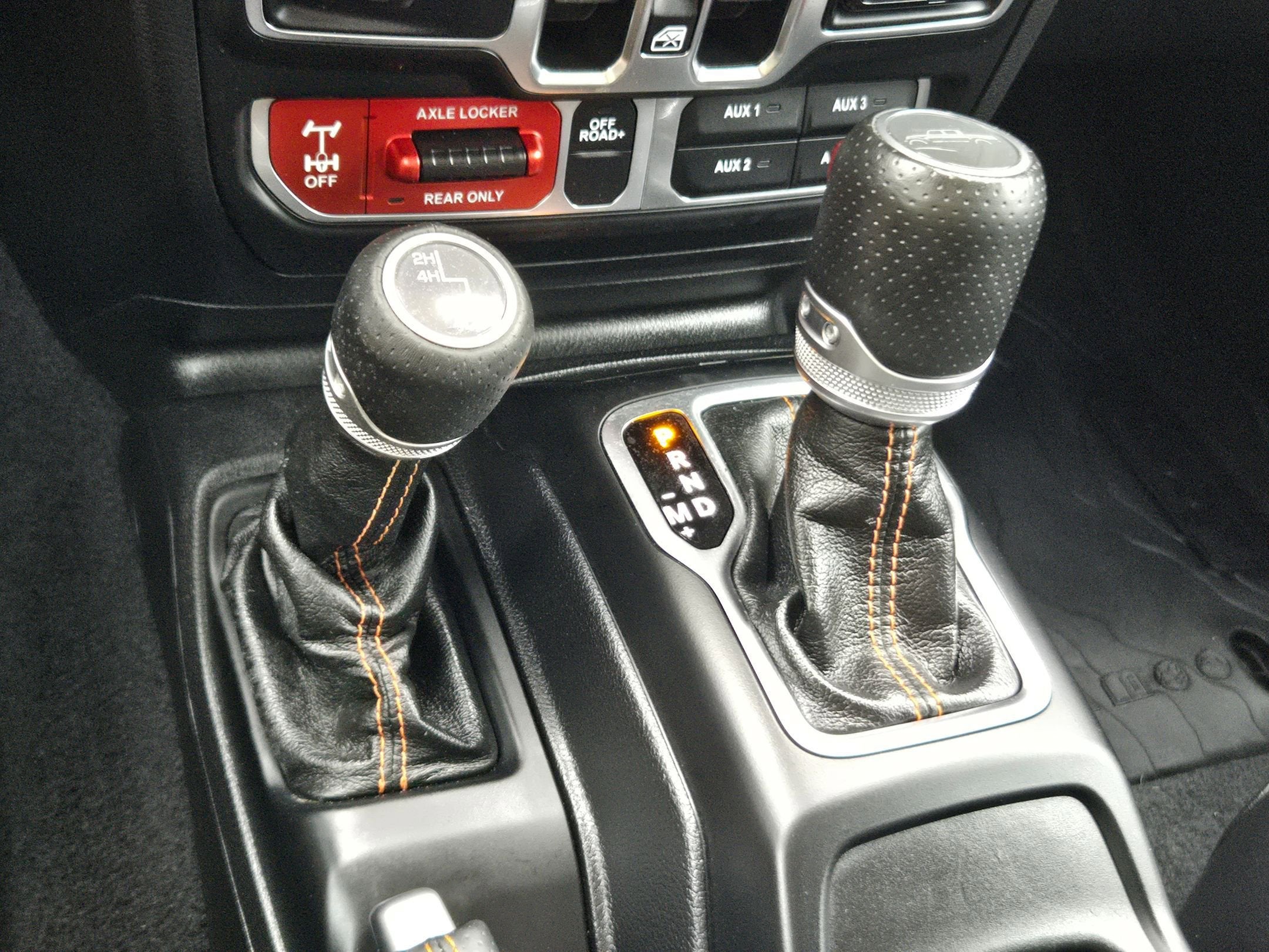 2021 Jeep GLADIATOR MOJAVE